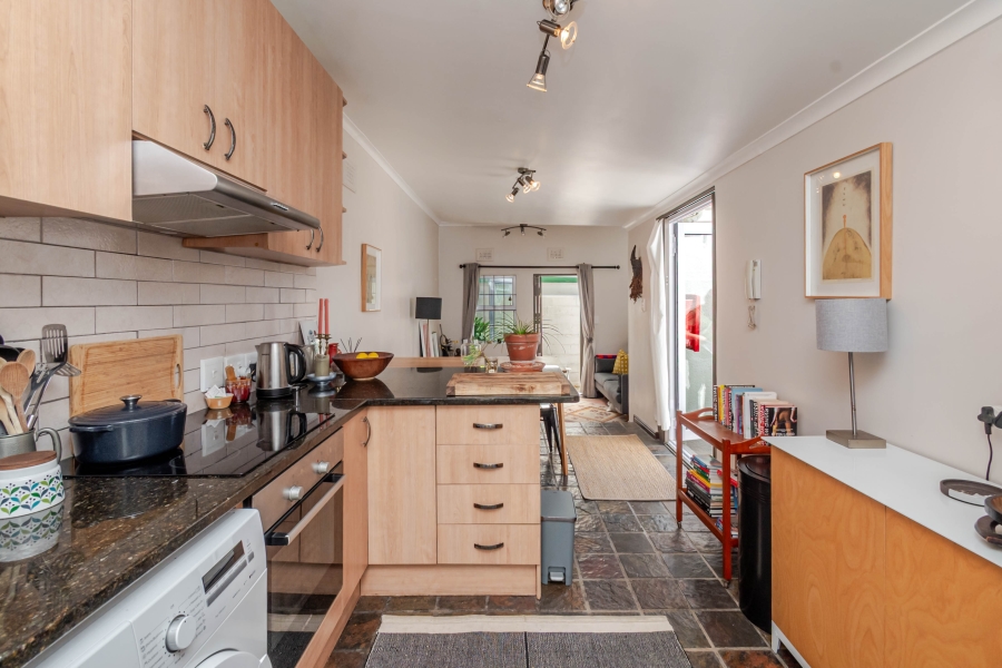 0 Bedroom Property for Sale in Vredehoek Western Cape